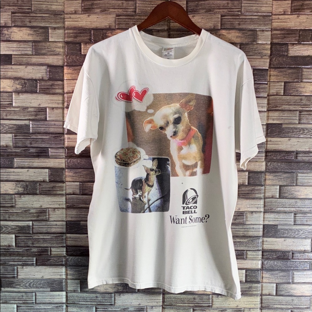 Vintage 90’s Fruit of The Loom XL Taco Bell Dog T shirt Worn in Distressed
